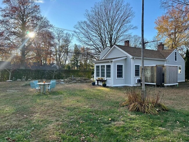 Foto del edificio - 43 Pennywise Ln