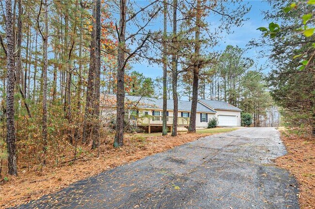 Foto del edificio - 6057 Gaines Ferry Rd