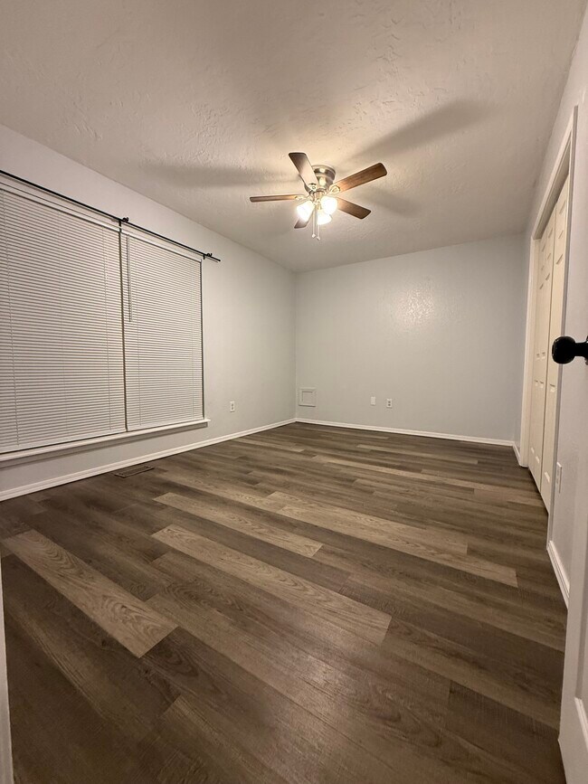 Building Photo - 11928 SW 7th St