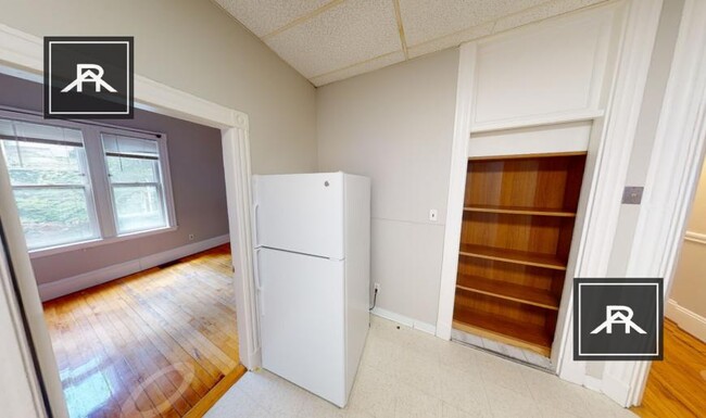 Building Photo - 3 bedroom in Cambridge MA 02139