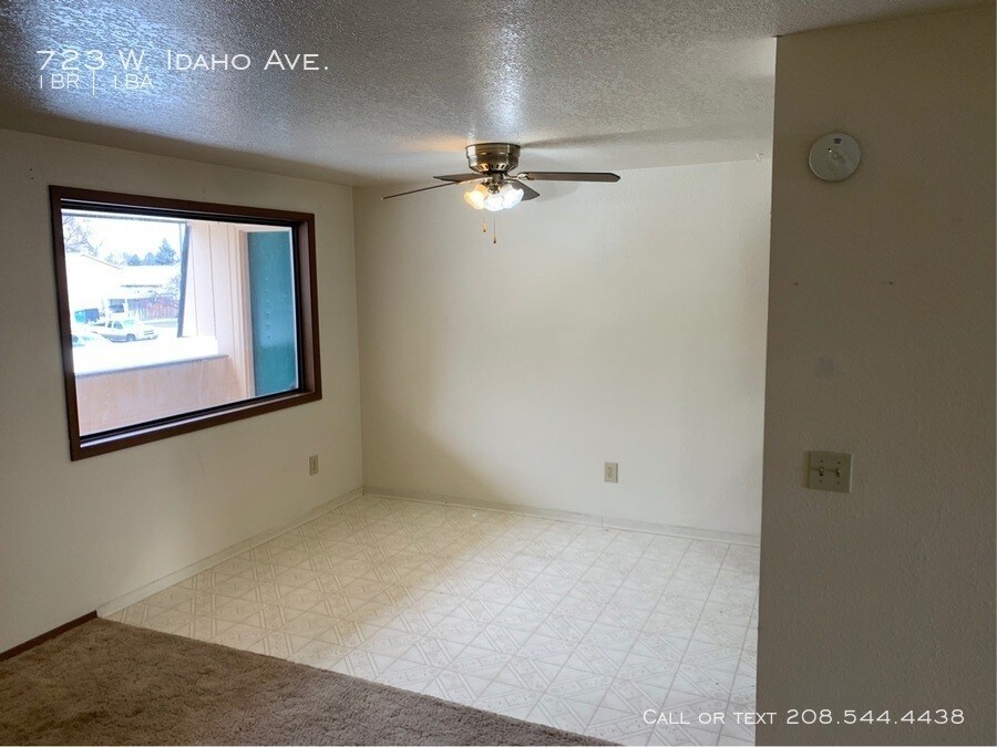 Foto del edificio - Broadway Manor Apartments, 723 W Idaho Ave