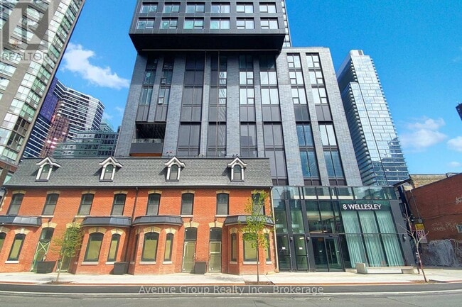 Building Photo - 8 Wellesley St W