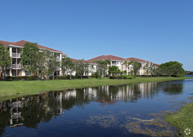 Building Photo - Palms Point