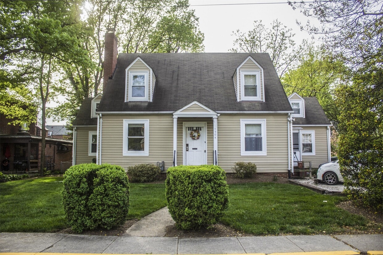 Photo - 7504 Hopkins Ave