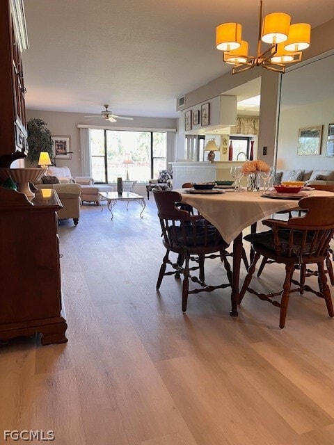 Foto del edificio - 5905 Trailwinds Dr