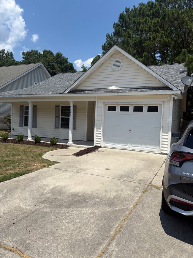 Building Photo - 5140 Long Pointe Rd