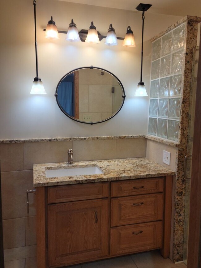 Foto del edificio - 3-Bedroom/2.5-Bath, Great Neighborhood
