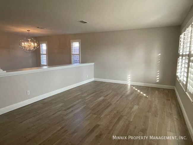 Foto del edificio - 8241 San Antonio St