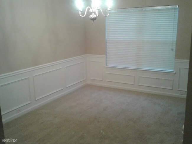 Building Photo - 3469 Stoneleigh Walk
