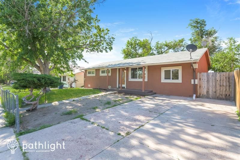 Primary Photo - 2603 Carlsbad Dr, Colorado Springs, CO, 80910