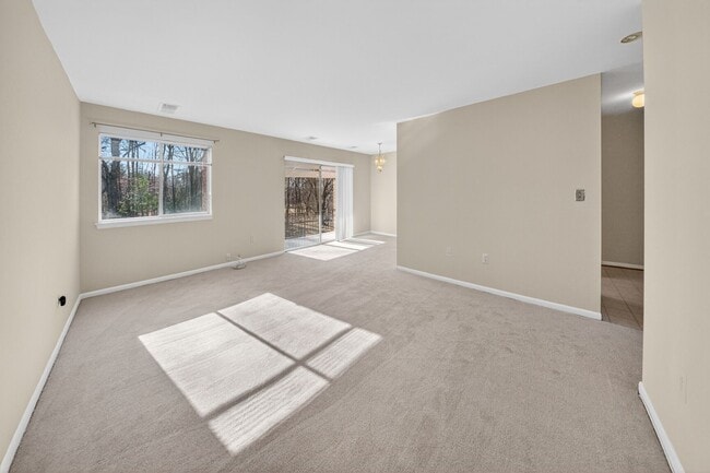 Foto del edificio - 3364 Hewitt Ave