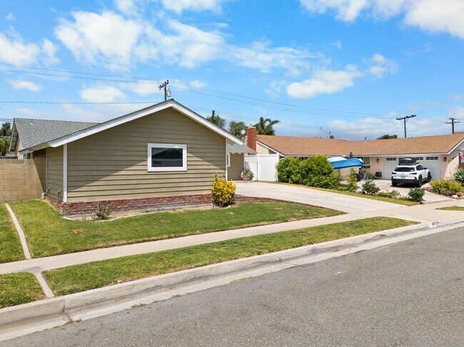 Foto del edificio - 17551 Misty Ln