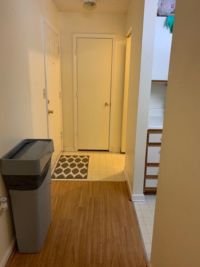 Hallway - 11006 Diploma Dr