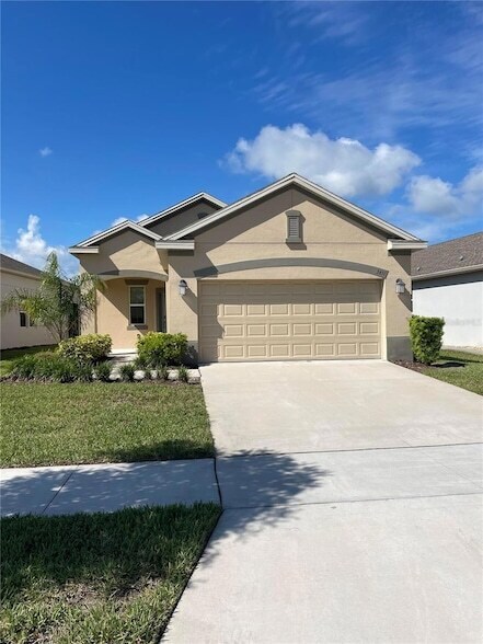 Building Photo - 3431 Sagebrush St