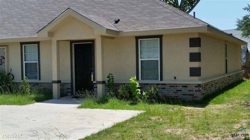 1021 E Earle St, Tyler, TX 75702 Townhome Rentals in Tyler TX