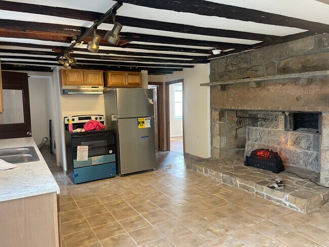 Foto del edificio - 19 Alton Bradford Rd