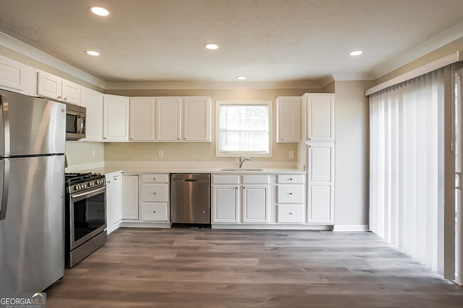 Foto del edificio - 2675 Frank Ln