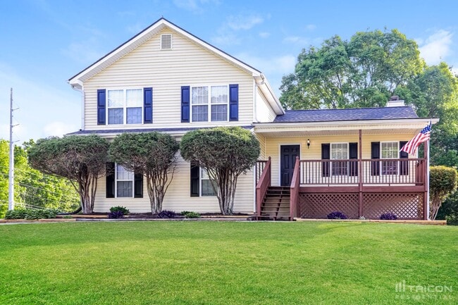 Building Photo - 15 Woodwind Dr