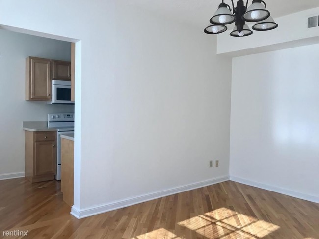 Building Photo - 15700 Van Aken Blvd