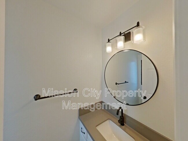 Foto del edificio - 2102 Cliff Dr