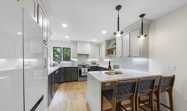 Foto del edificio - 7816 Harbor Dr