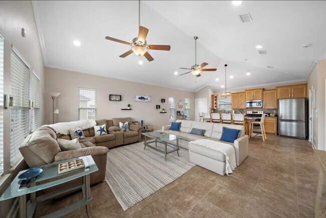 Foto del edificio - 2423 Sand Drift Ln