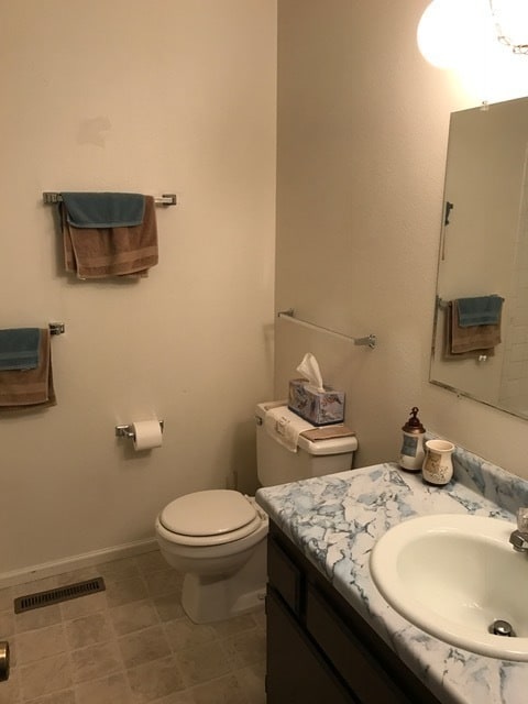 Foto del edificio - 2 Bedroom/2 Bath Duplex with attached gara...