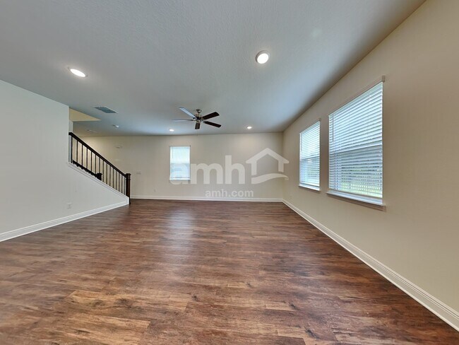 Foto del edificio - 27232 St Andrews Ave