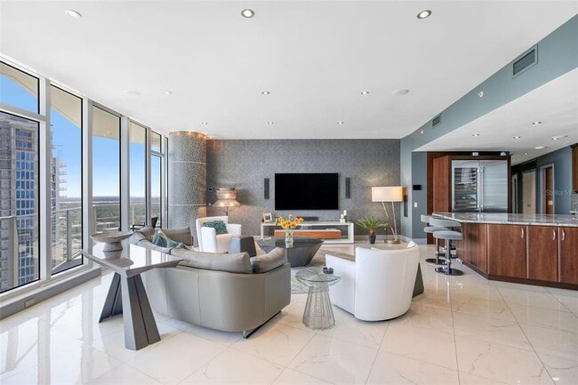 Foto del edificio - 175 1st St S