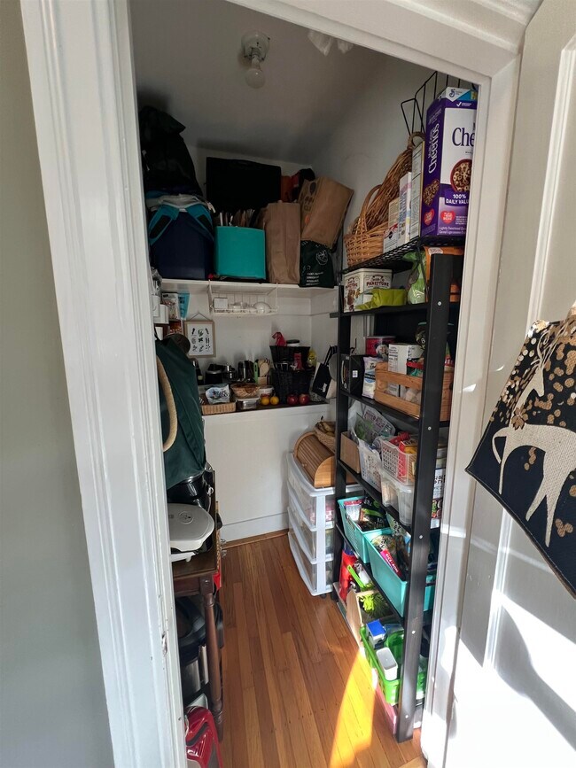 Foto del edificio - 1528 Milvia St