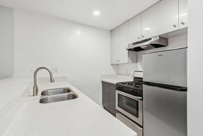 Foto del interior - 1944 Whitley Ave.
