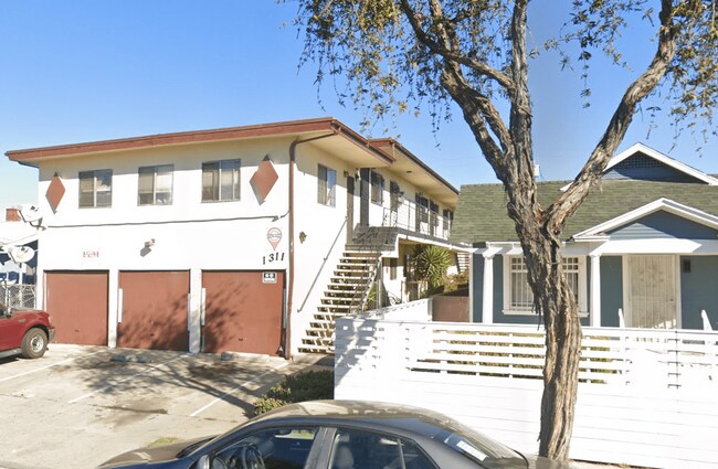 Foto del edificio - 1311 W 89th St