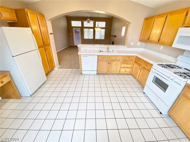 Building Photo - 4107 Linniki St