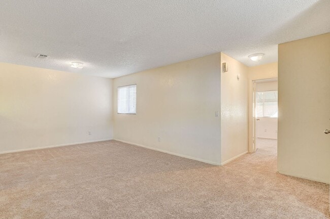 Building Photo - 6750 Del Rey Ave