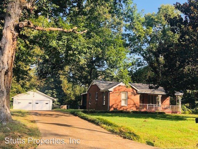 Building Photo - 3 br, 1 bath House - 1308 Cypress Mills Rd