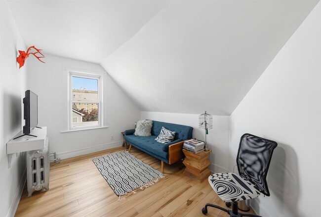 Building Photo - 124 73rd St