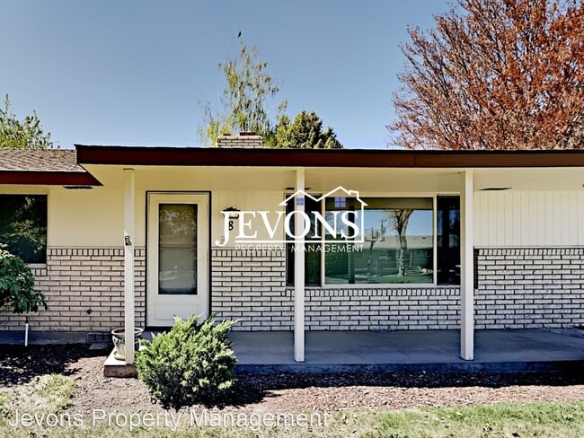 Building Photo - 3 br, 1.5 bath House - 8 N 59th Ave