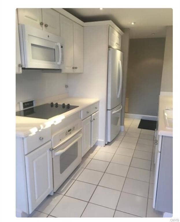 141 Watertree Dr, East Syracuse, NY 13057 Condo for Rent in East