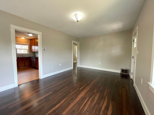 Building Photo - Charming Bungalow in Alberta Arts District...