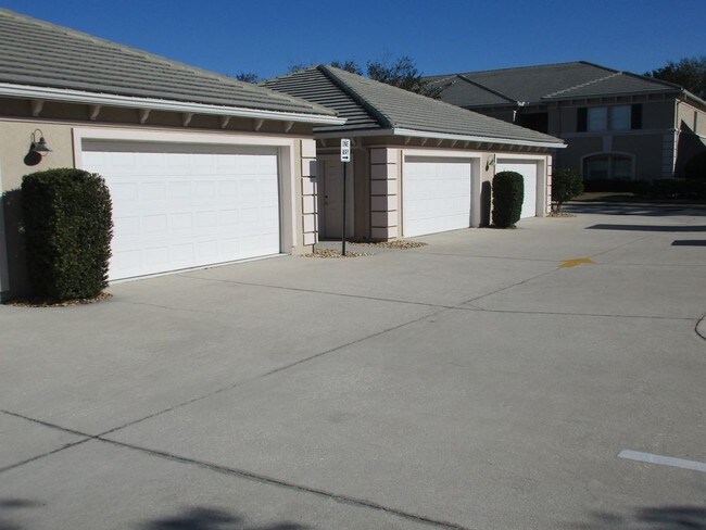 Building Photo - 100 Bermuda Bay Cir
