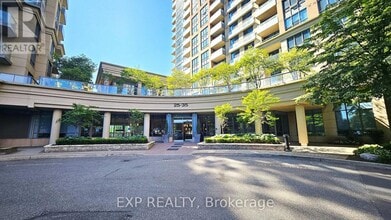 Building Photo - 35 Viking Ln