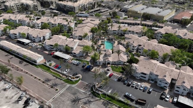  - CityScape at Lakeshore