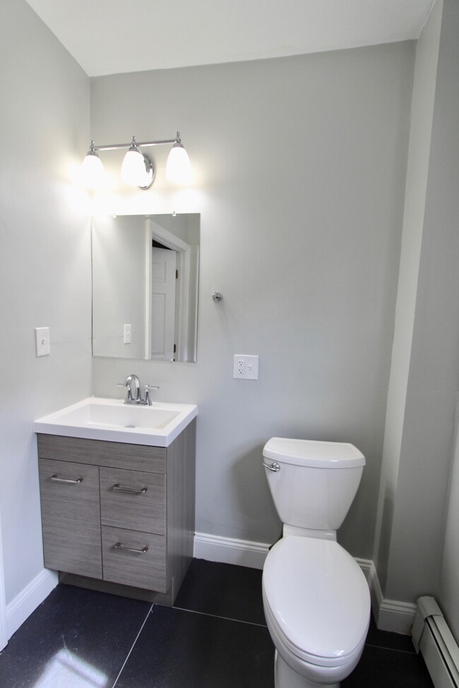 Photo - 55 Estes St Apartment