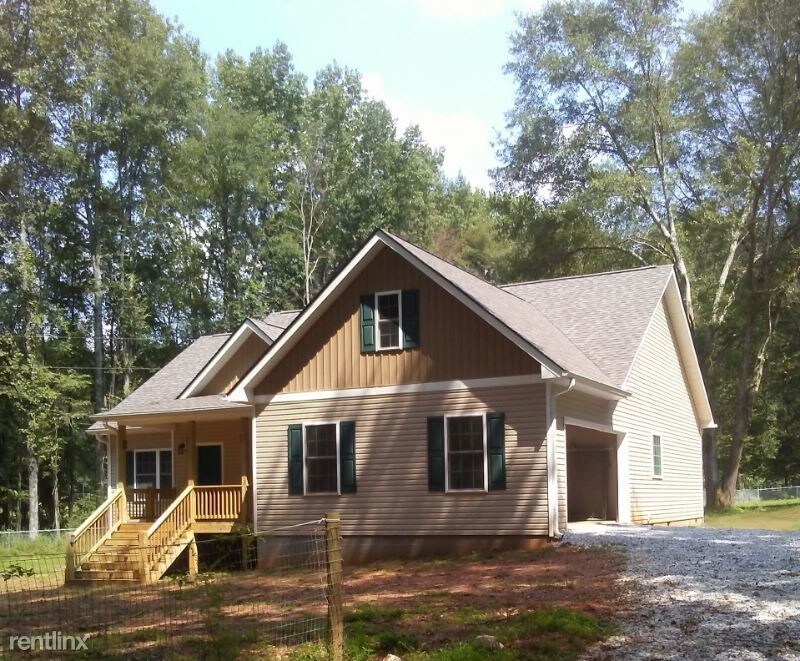 Primary Photo - 3 br, 2 bath House - 2139 Winder Hwy
