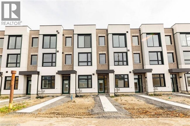 Building Photo - 217 Monarch Ave