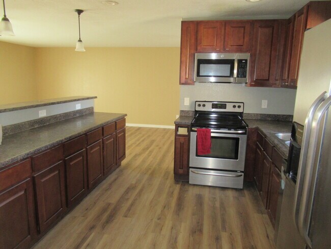 Foto del edificio - 1410 Auburn Dr