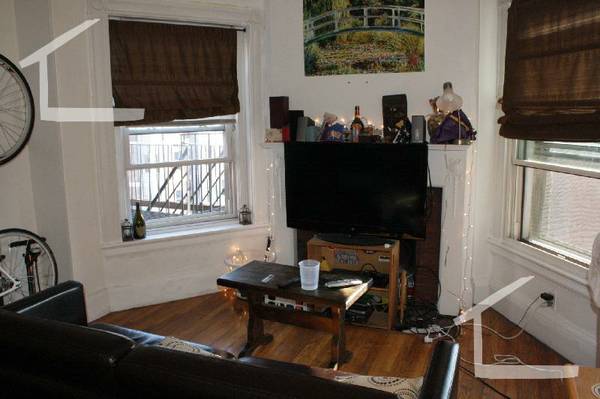 Foto del edificio - 847 Beacon St