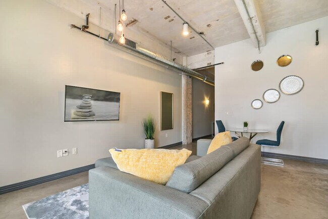 Foto del edificio - 500 S Ervay St