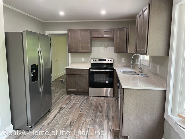 Building Photo - 3 br, 2 bath House - 8608 Haw River Rd