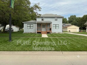 Building Photo - 316 N 13th St